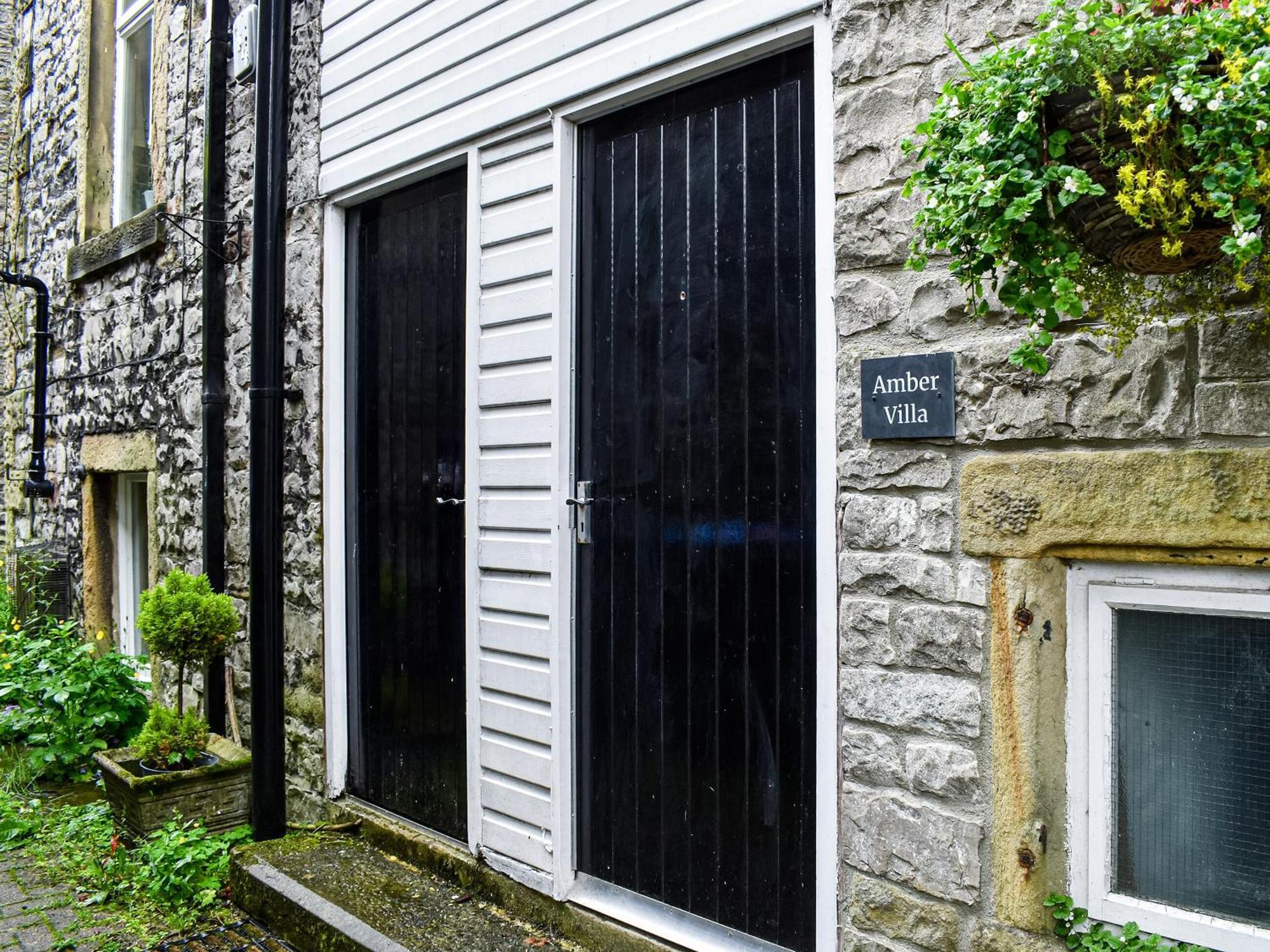 Amber Villa Tideswell Extérieur photo